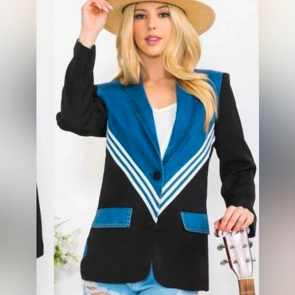 Denim Love Blazer, Size Large, NWOT